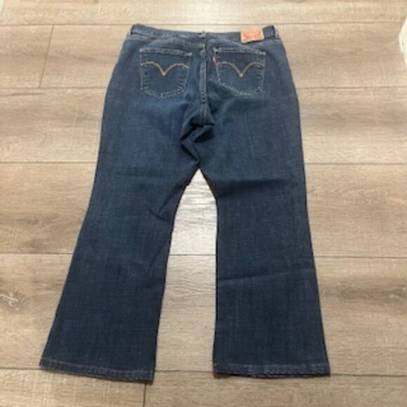 Levi’s Relaxed For Classic Boot Cut Dark Wash Pants Jeans Women’s Sz 16 - Picture 11 of 13